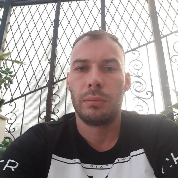  22518974  , 39 ,    