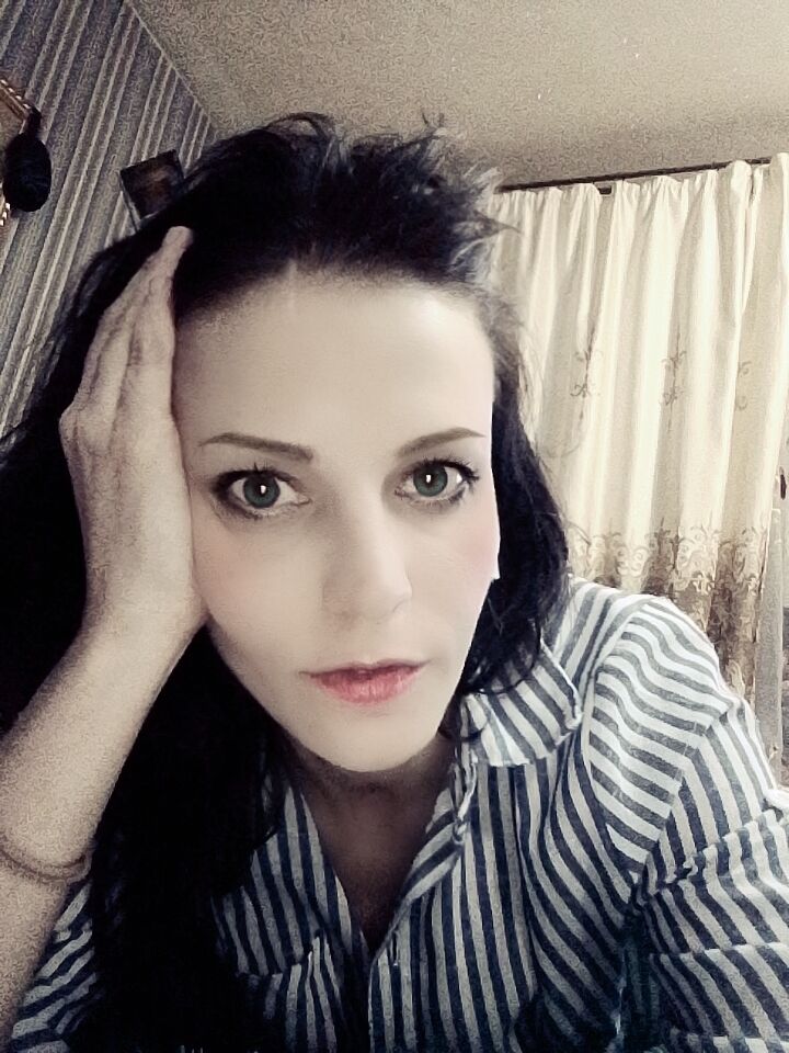  47739354  Katrin, 33 ,    