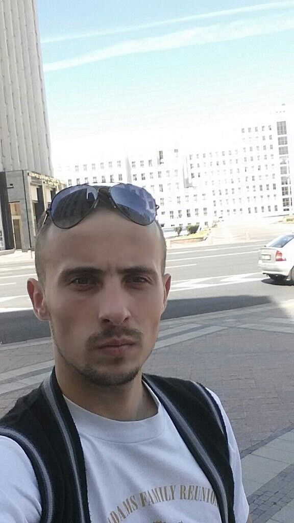  -,   , 32 ,   