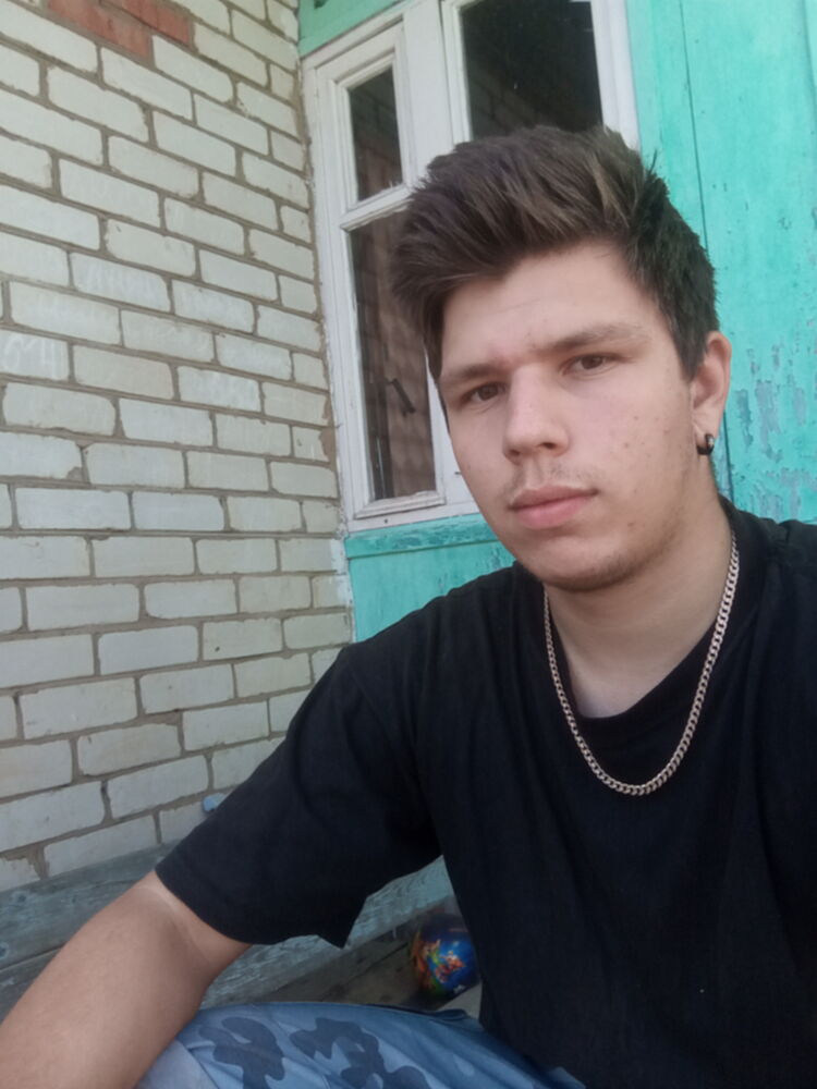  39614354  , 21 ,    