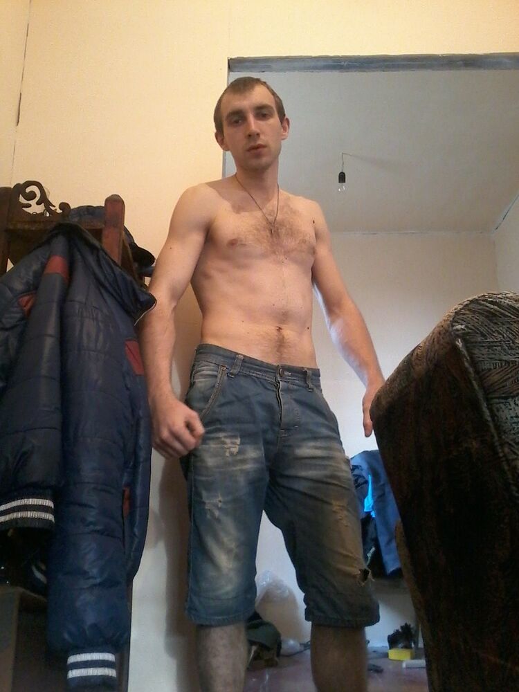  6880974  Maksim, 34 ,    