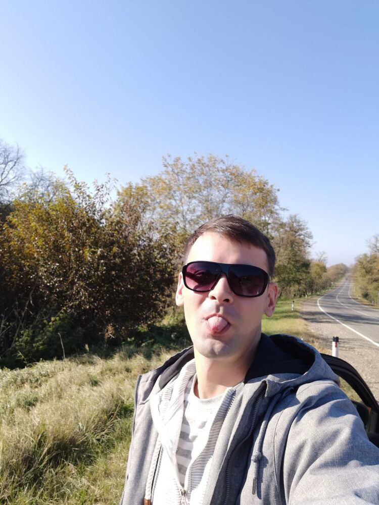  53389294  , 33 ,    