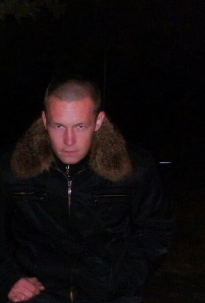  39021124  Denis, 37 ,    
