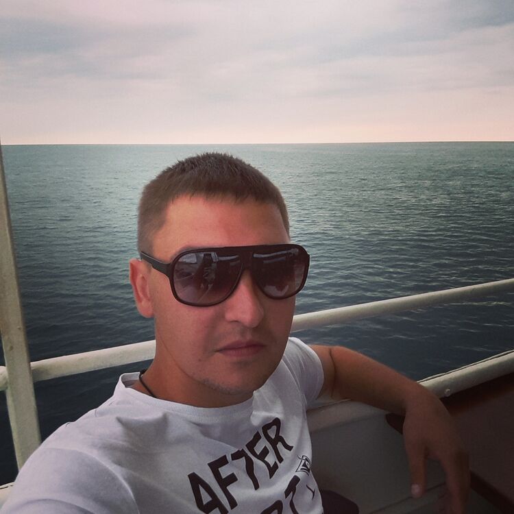  ,   , 33 ,   c 