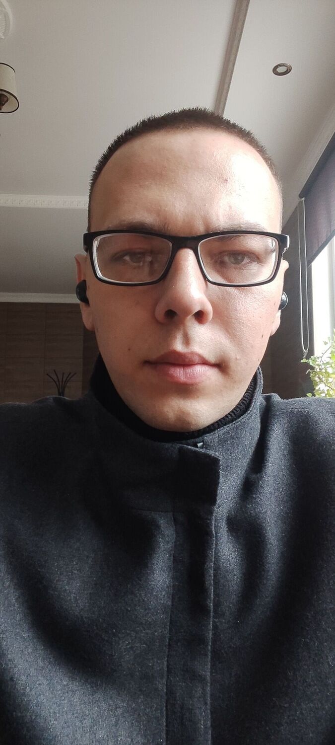  39095624  Konstantin, 27 ,    