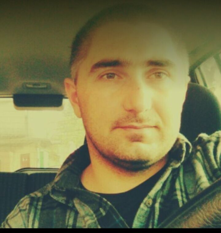  53353904  Paata, 44 ,    -