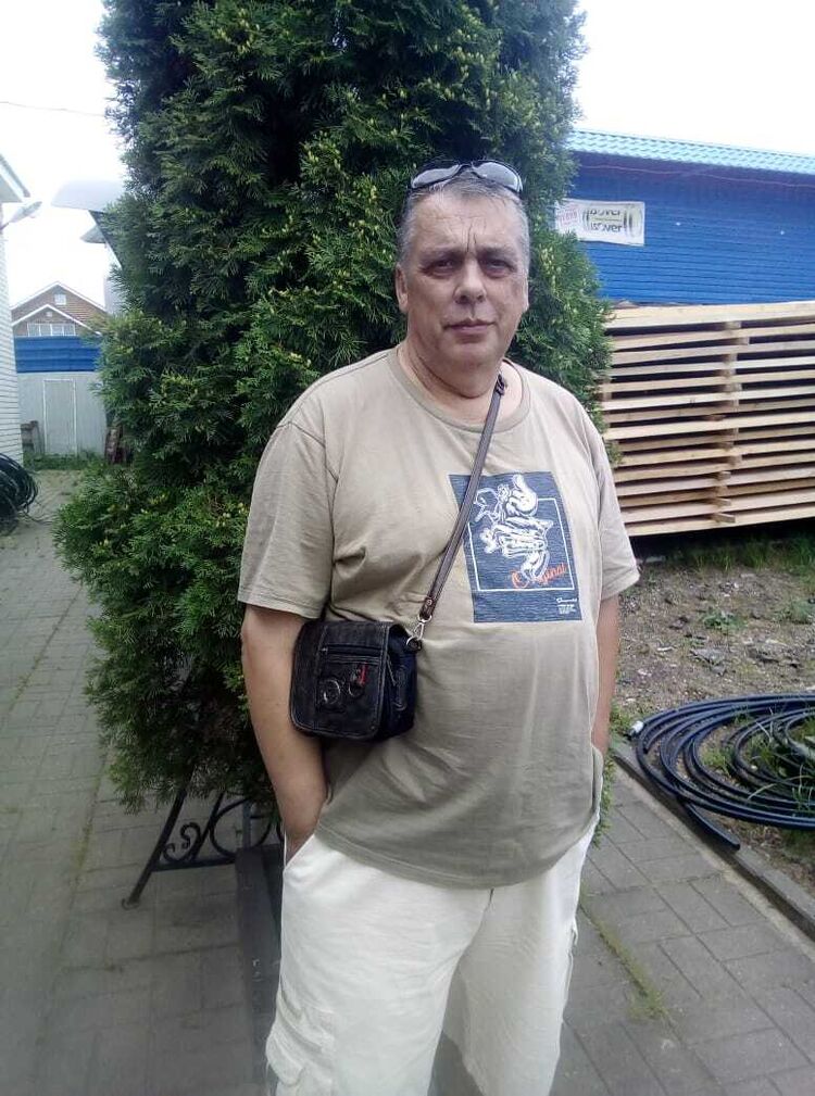  31855964  , 49 ,    