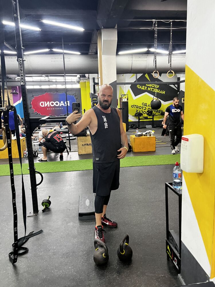  ,   Murad, 49 ,   ,   