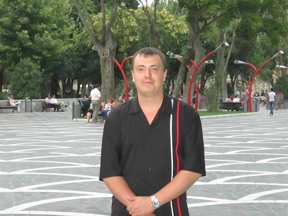  ,   Danil, 44 ,   