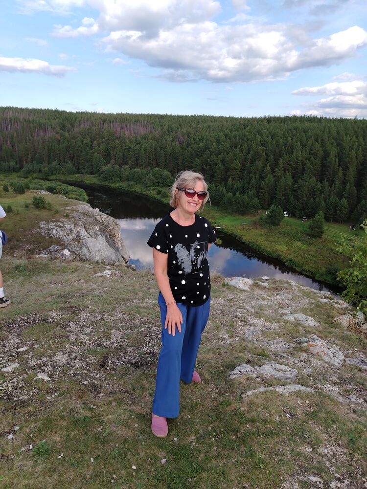  54150364  Uyliya, 57 ,    