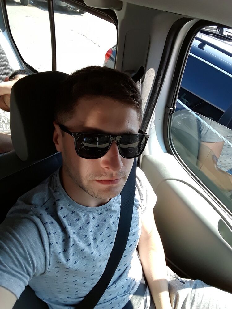  12833124  Andrey, 34 ,    