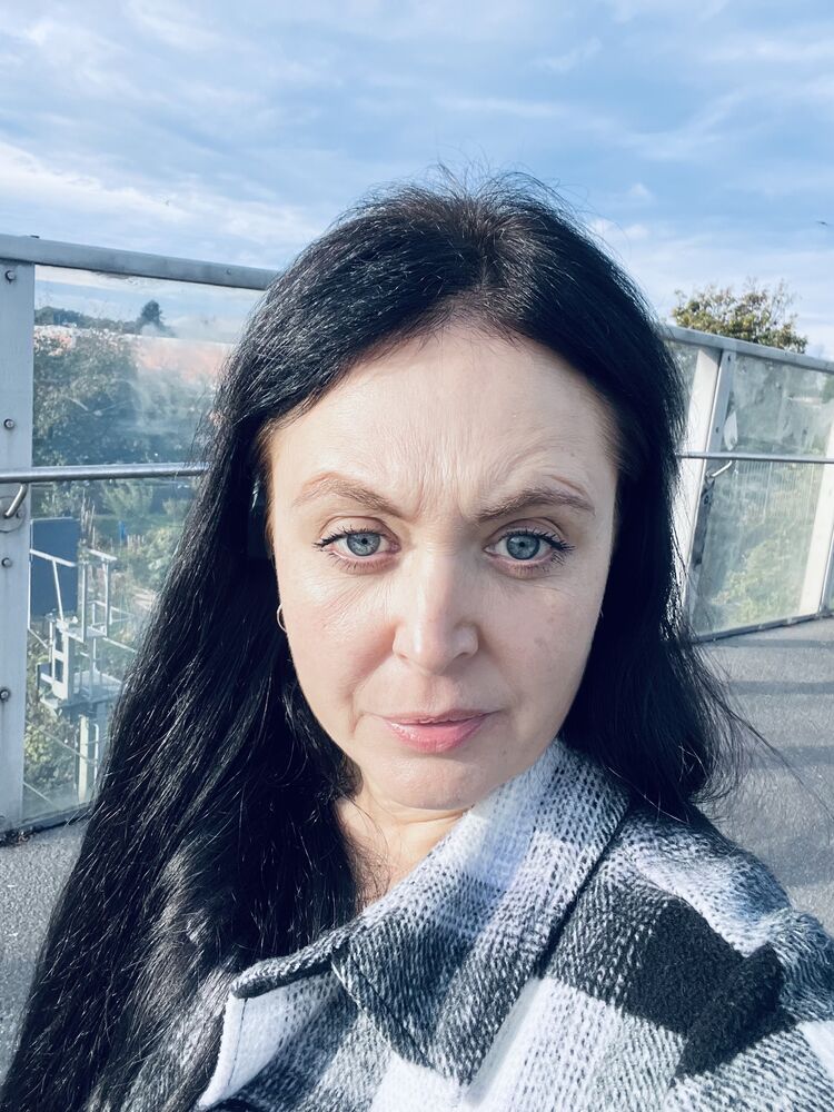  ,   Iryna, 50 ,   ,   , c 