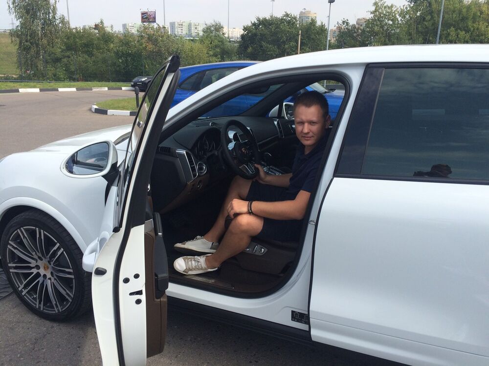  ,   Pavel, 40 ,   , 