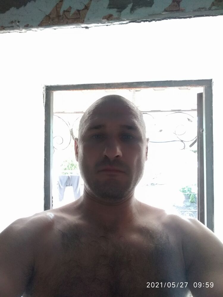  23242874  , 40 ,     