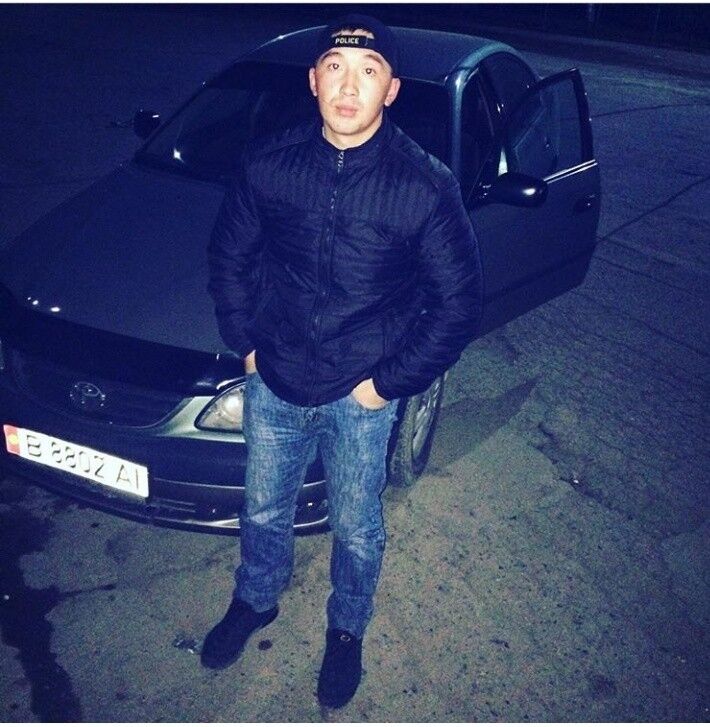  16478184  Nurtilek, 29 ,    