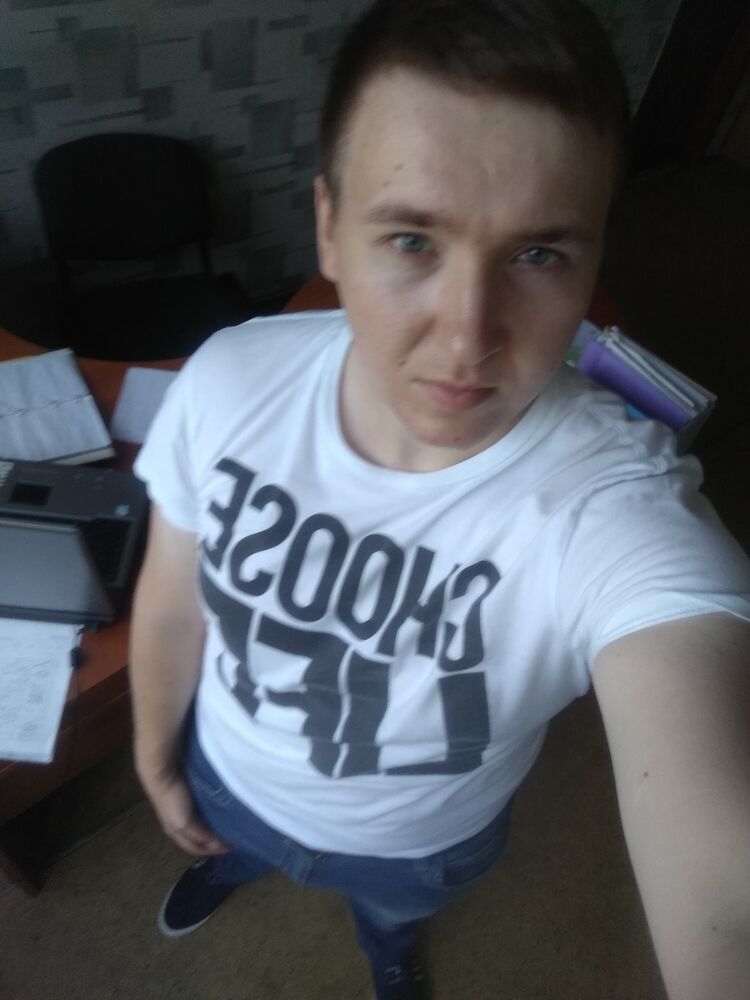  32790754  Oleg, 31 ,    
