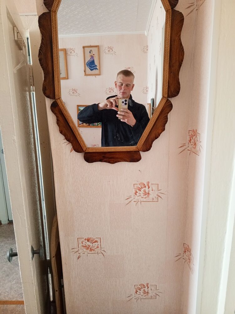  43988234  , 25 ,    