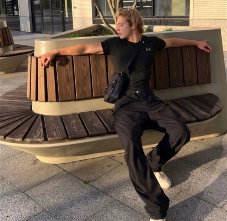 ���� 38360564 ����� ���������, 23 ����, ���� ���������� � ������������