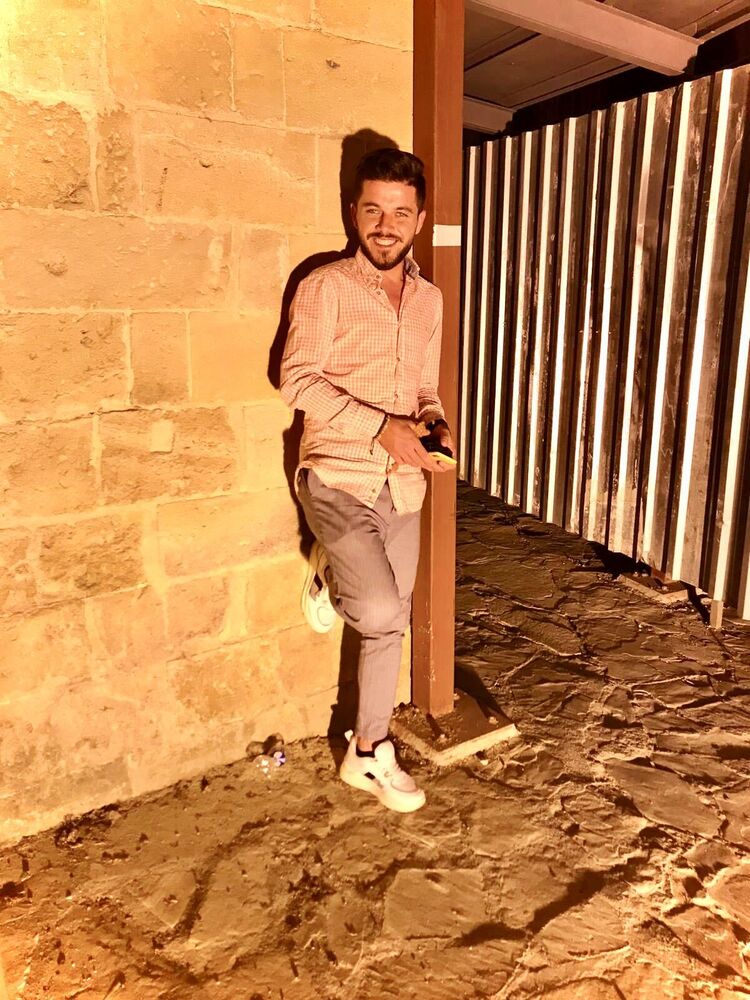  Batman,   Miran, 29 ,   ,   