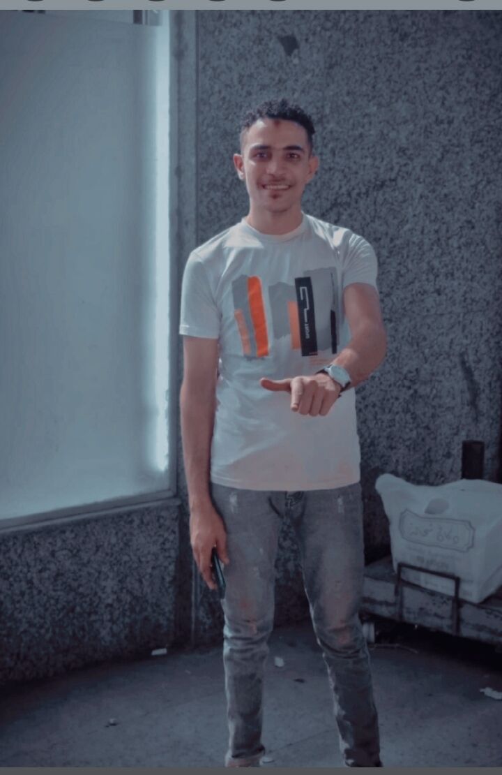  37964054  Abdelrhman, 26 ,    