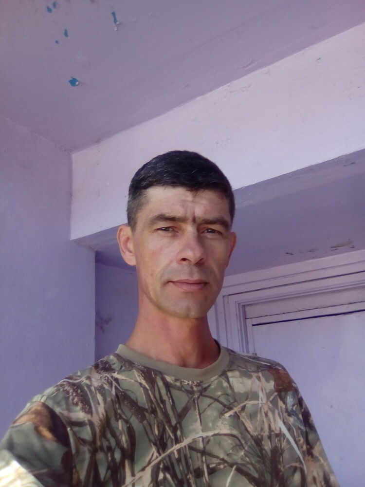   ,   Wetaliv, 49 ,   
