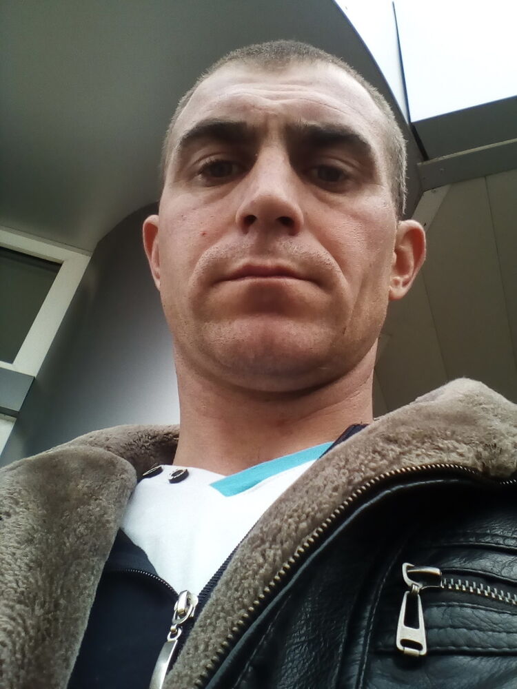  11142134  Iwan, 35 ,    --