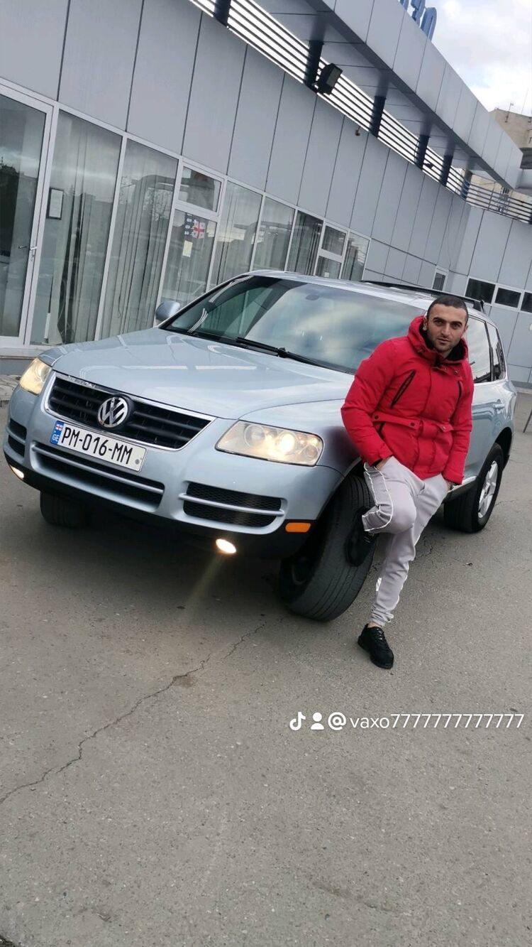  47324594  Vaxo, 23 ,    Limassol