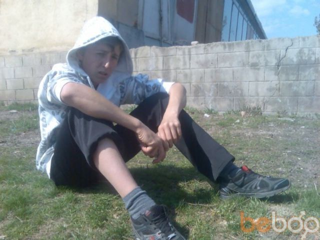  929904  Dima, 31 ,    