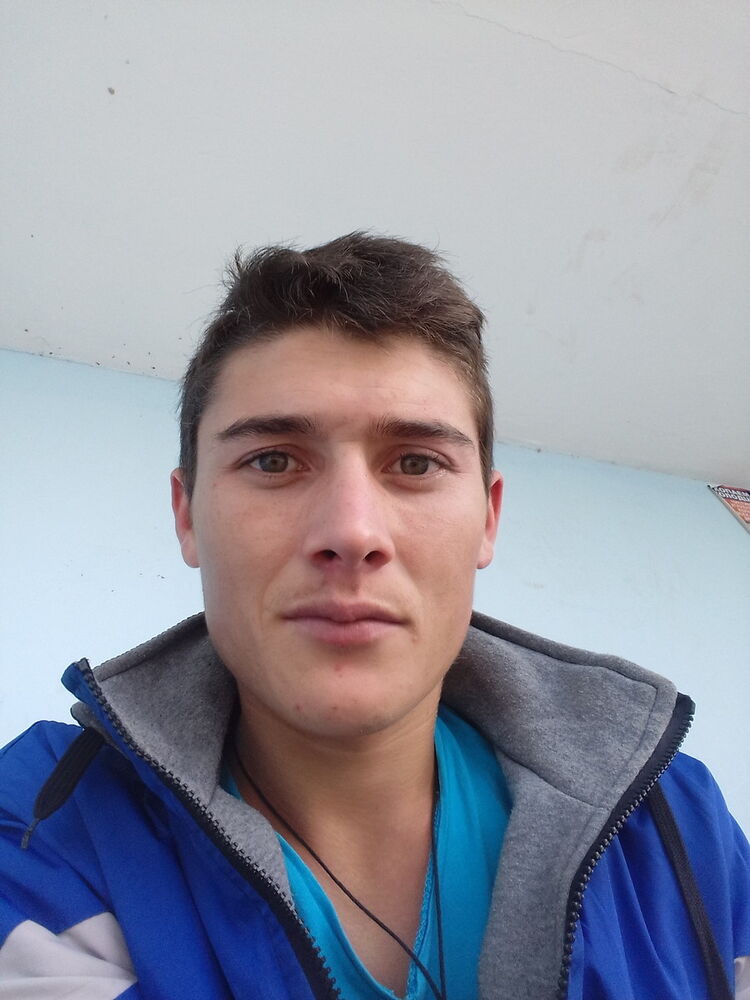  ,   Mihail, 30 ,   