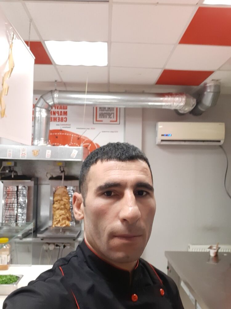  16672134  Tyoma, 40 ,    