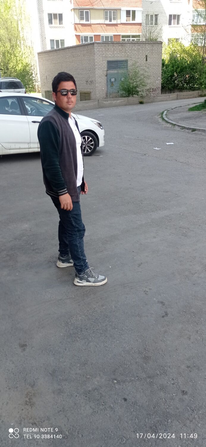  42858614  Elyorbek, 28 ,    