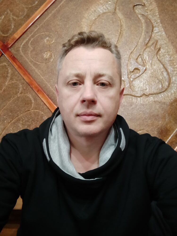  41811354  , 52 ,    