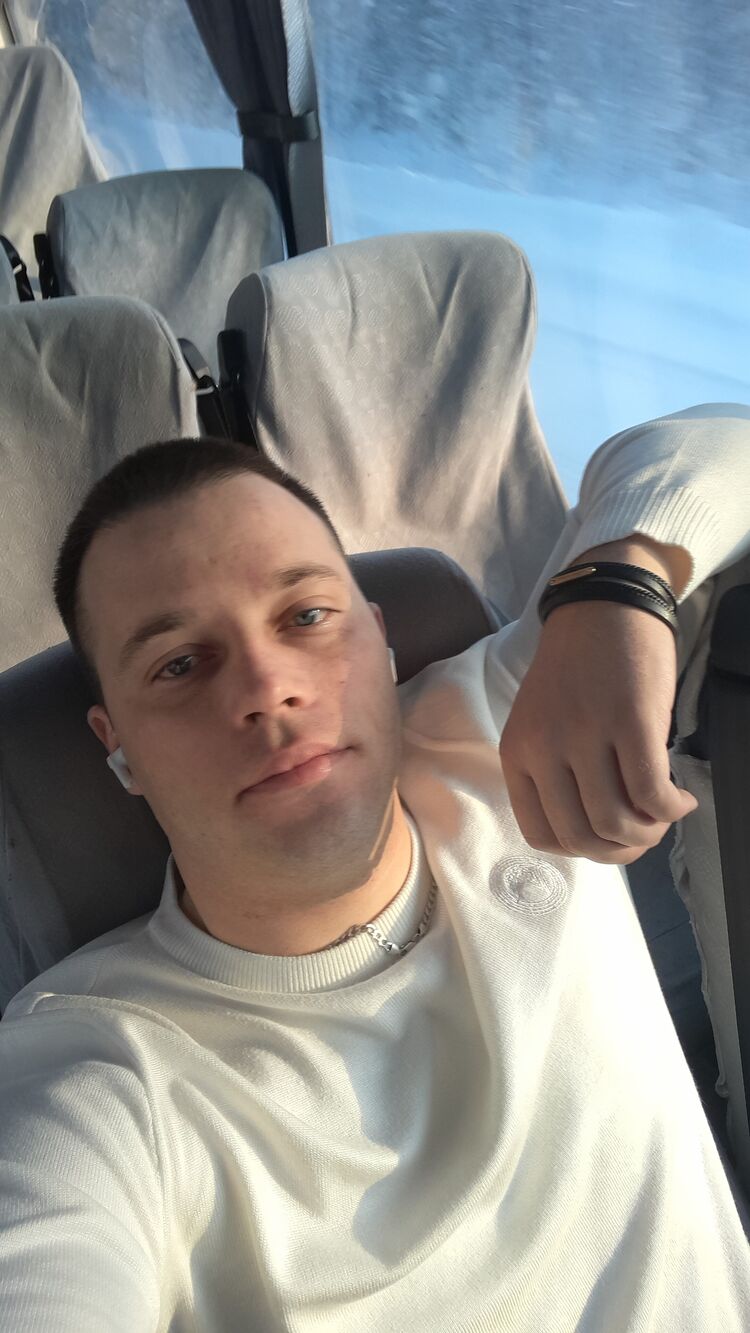  41972144  Kirill, 33 ,    