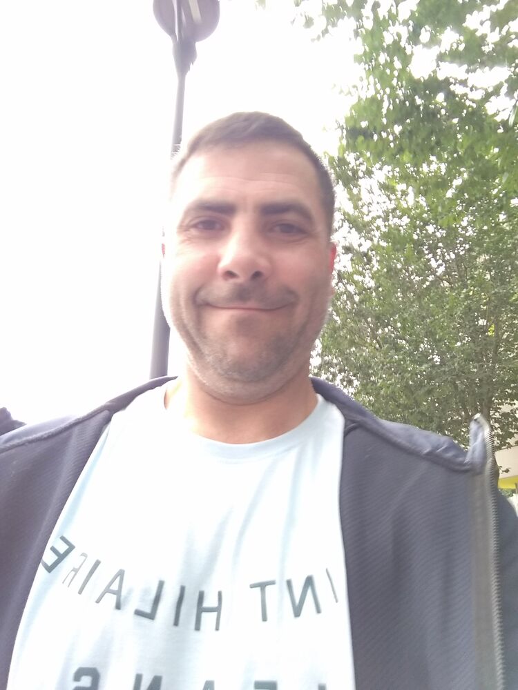  Livry-Gargan,   Serghei, 43 ,   ,   