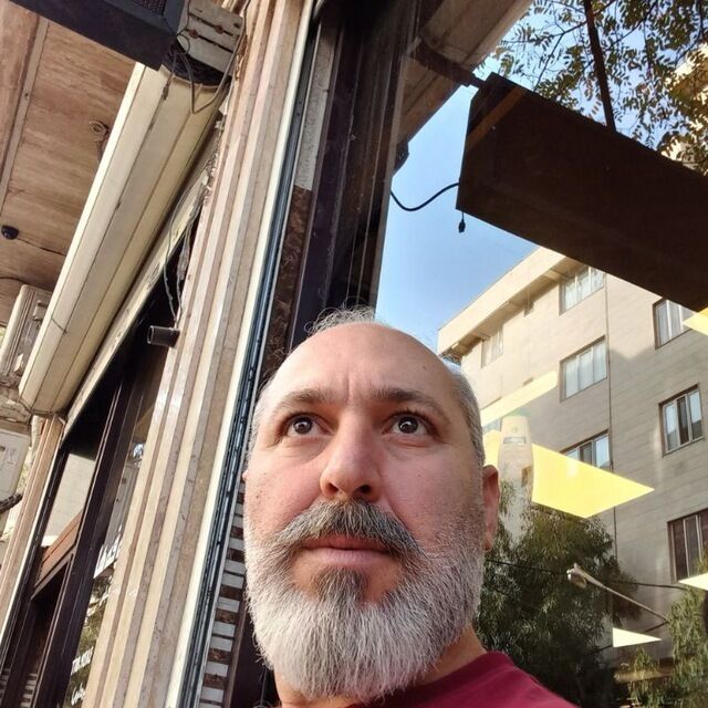  43764424  Ebrahim, 43 ,    Muscat
