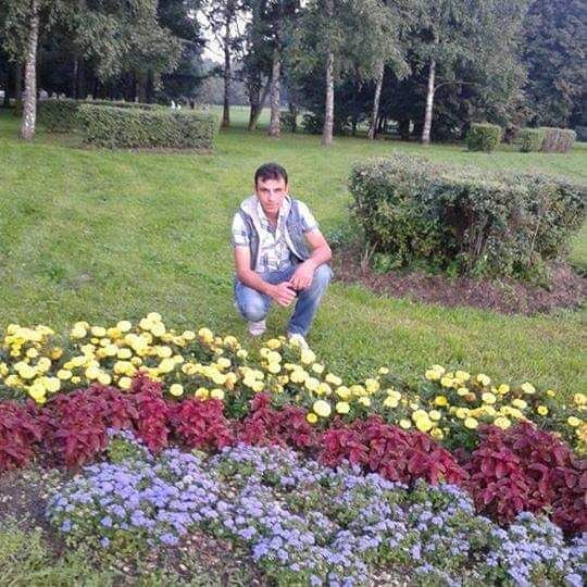  46582984  Mehmetnuri, 40 ,    
