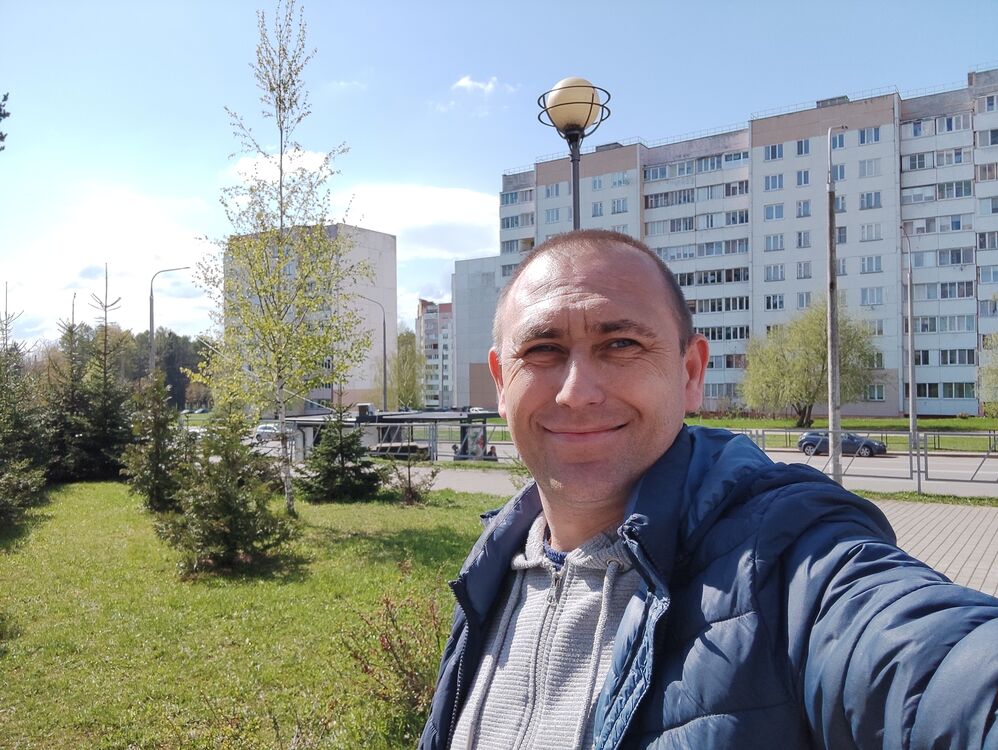  42733354  Leonid, 43 ,    