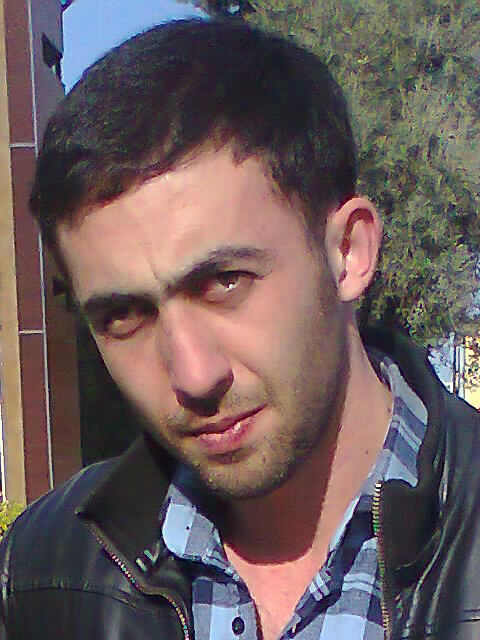  4280064  Farid, 40 ,    