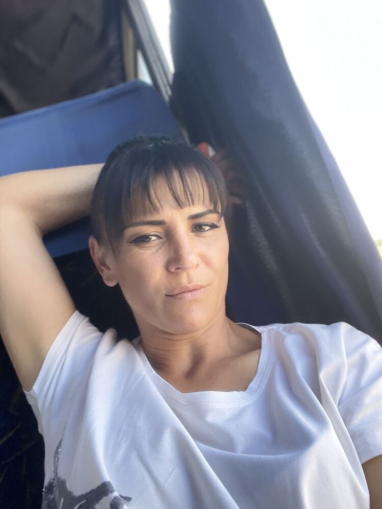 46523054  , 35 ,    