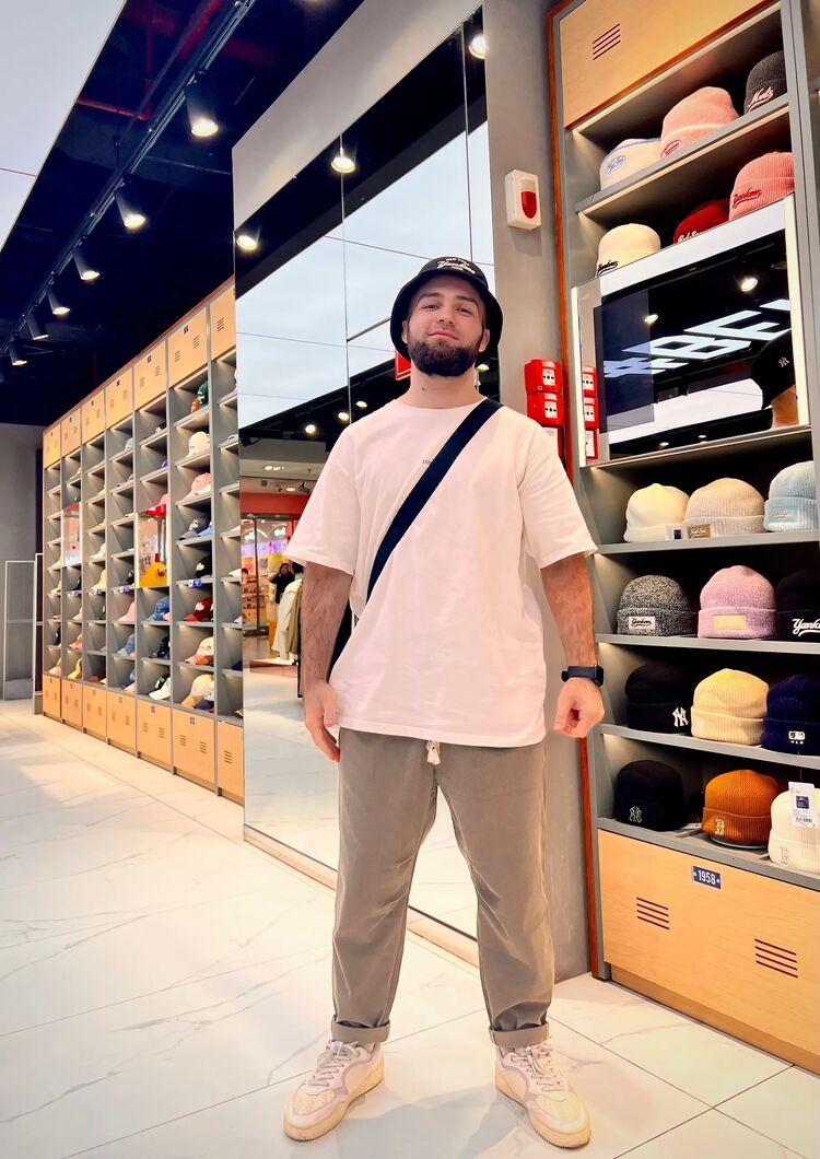 Phuket,   Solomon, 29 ,   ,   
