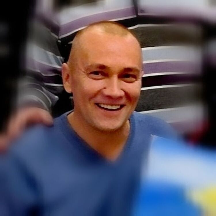  33313734  Vlad, 54 ,    