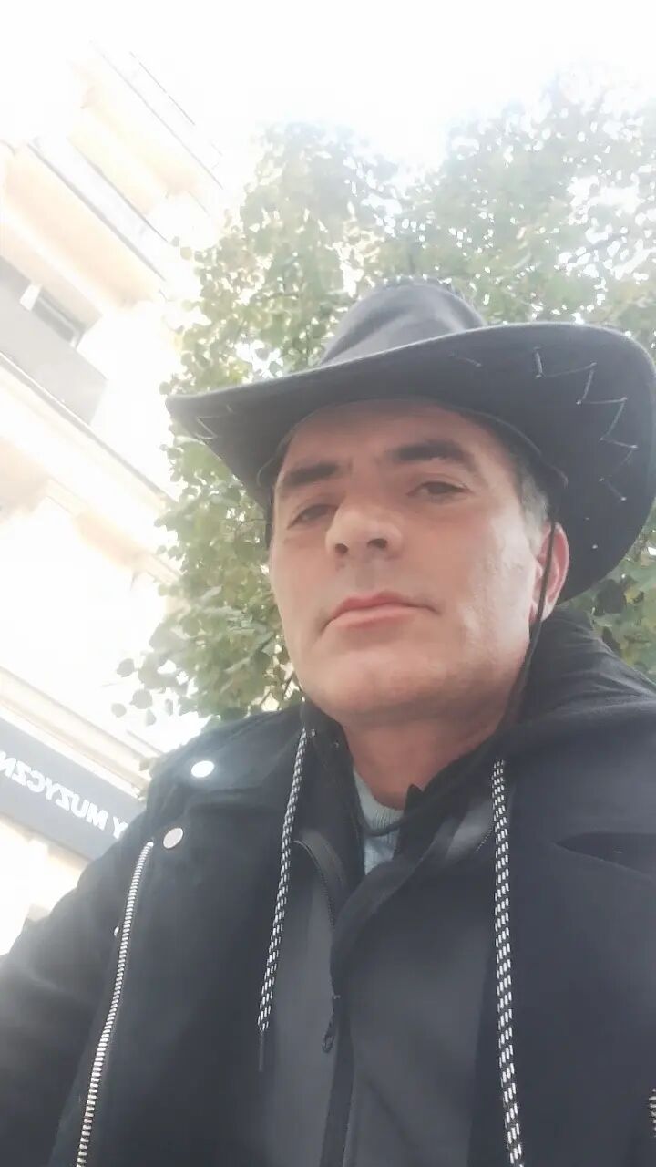  37781654  , 43 ,    
