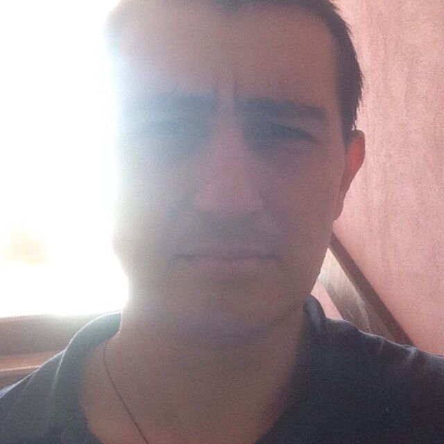  22601054  Stas, 38 ,    