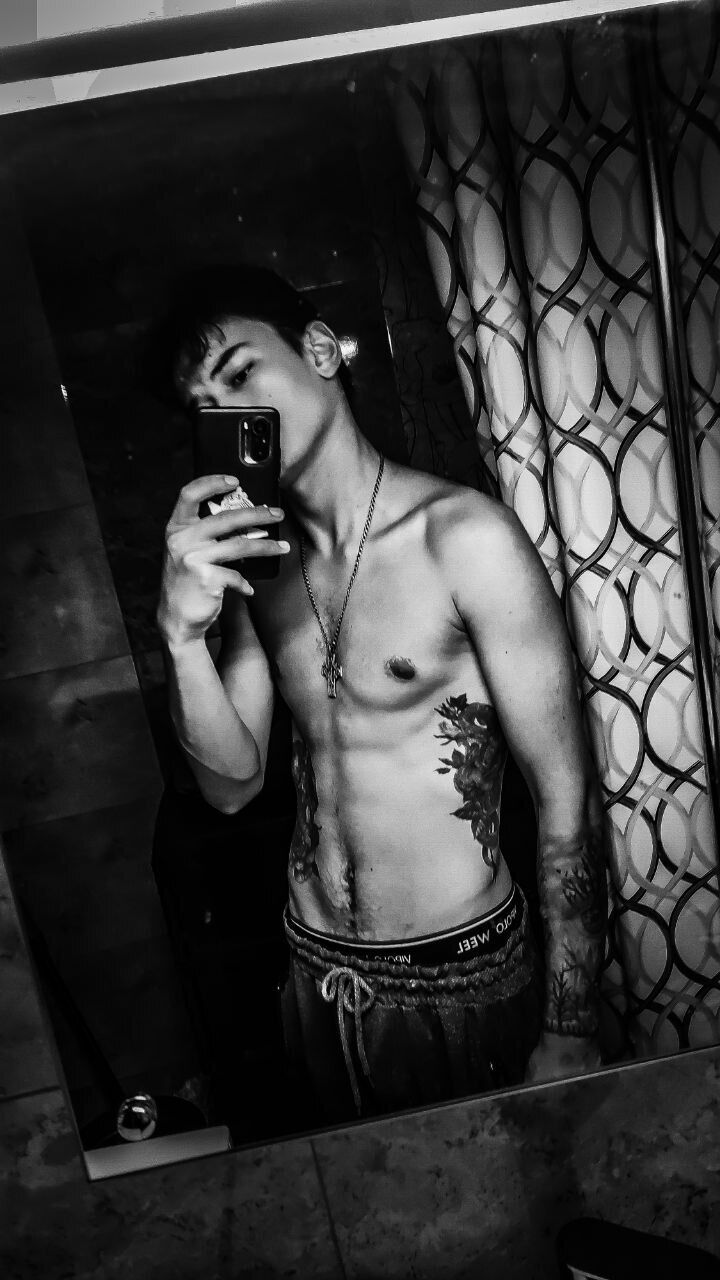  31290314  Leon, 23 ,    