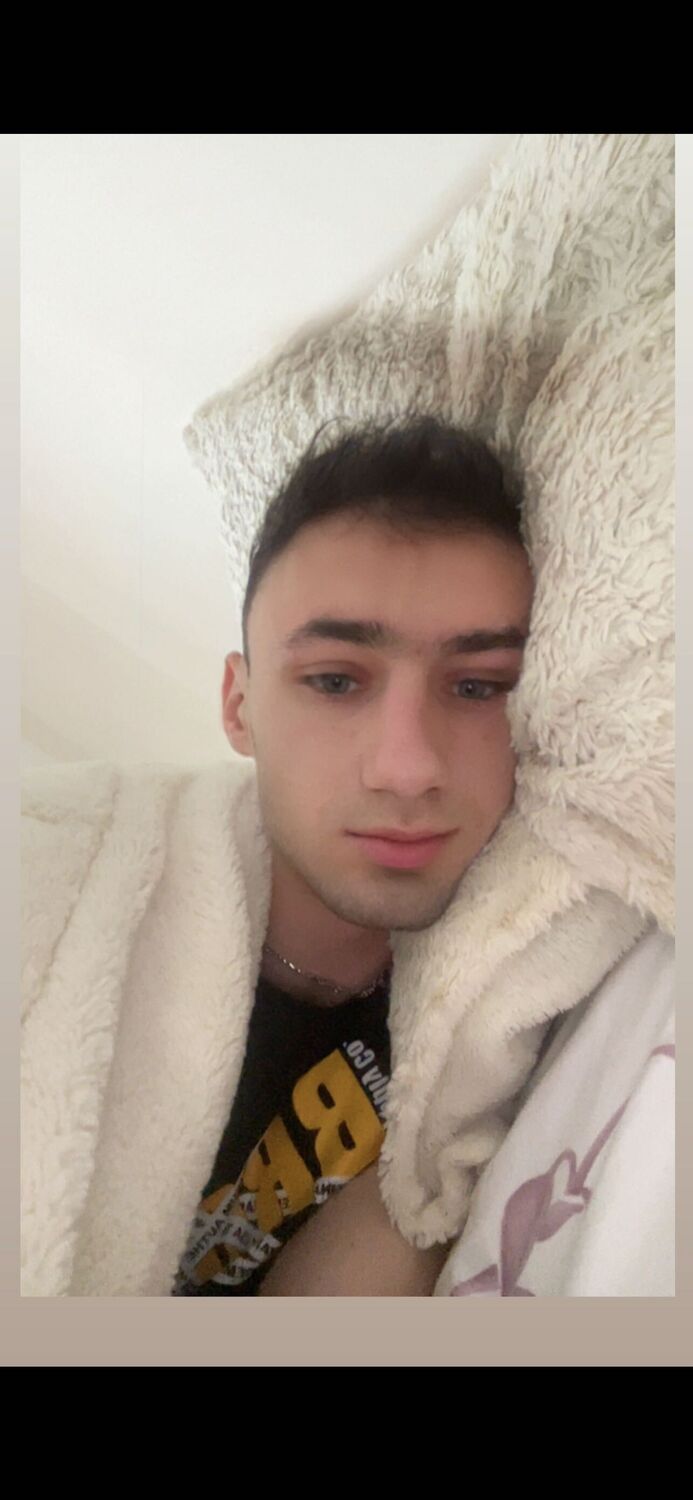  32837284  , 27 ,    