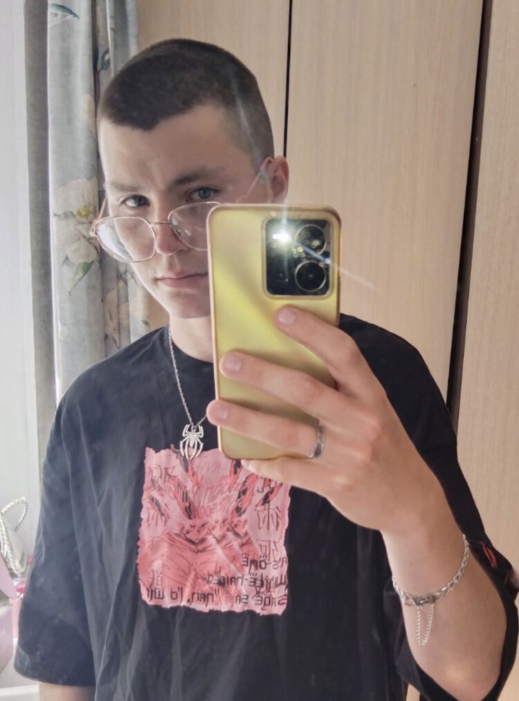  45407164  , 21 ,    