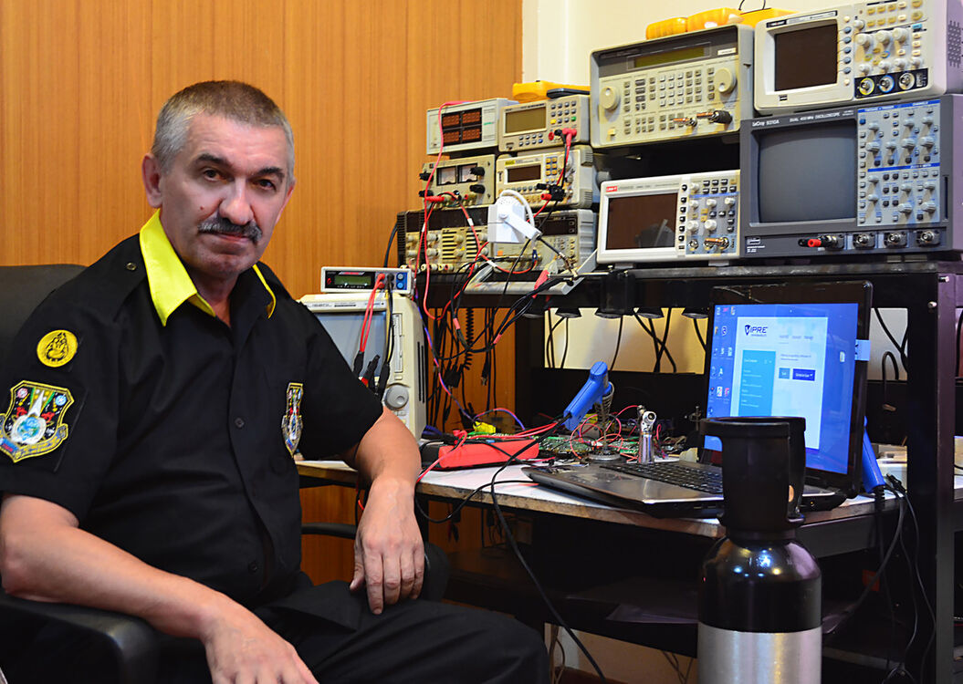  13770644  , 69 ,    Boyalik