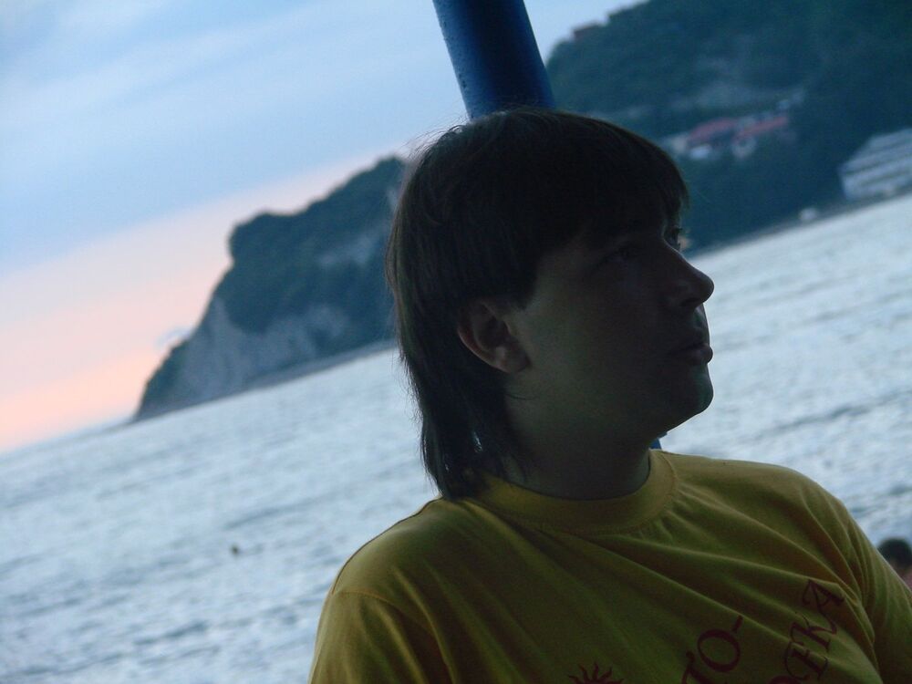  9870144  Alexander, 38 ,    