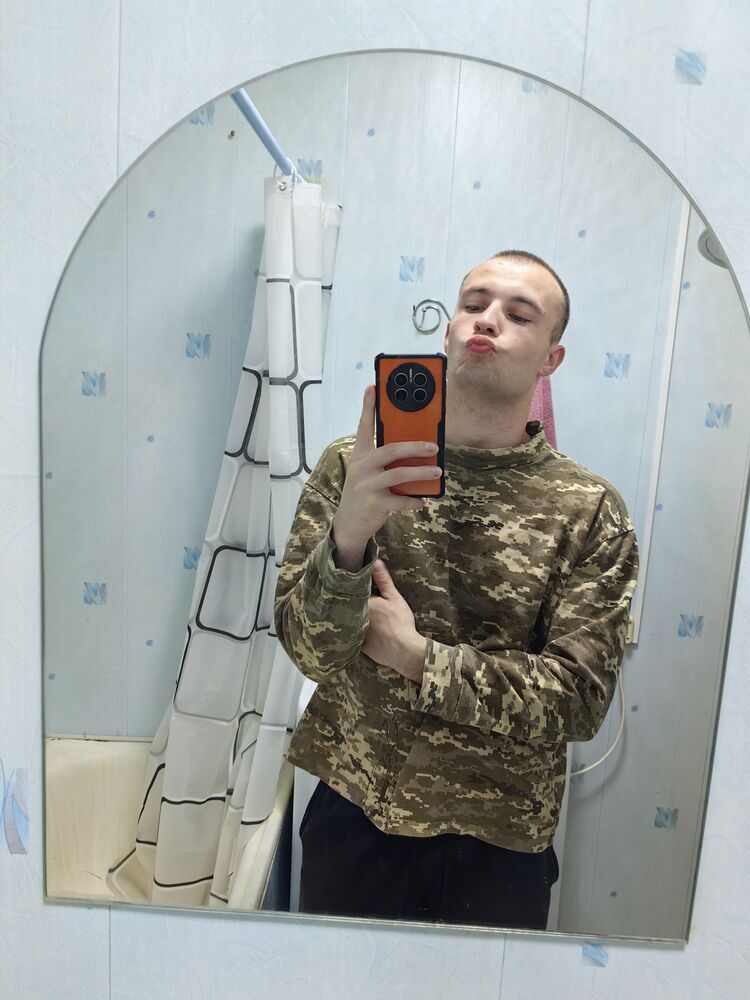  52728974  , 27 ,    