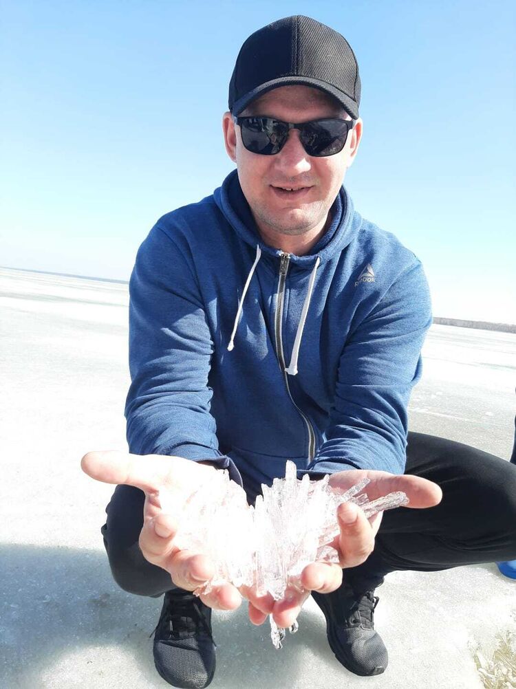  26354824  Danipav, 39 ,    